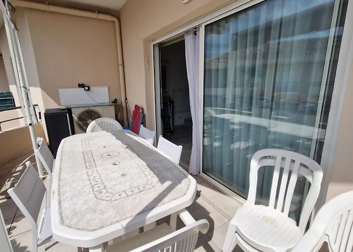 Apartment 3 Pieces Climatise Avec Terrasse Et Parking, Centre-ville - Fr-1-780-17